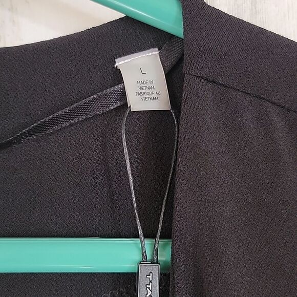 T. Tahari Black Duster - Picture 4 of 16